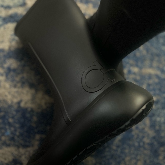 Ferragamo rain boots - Picture 7 of 13